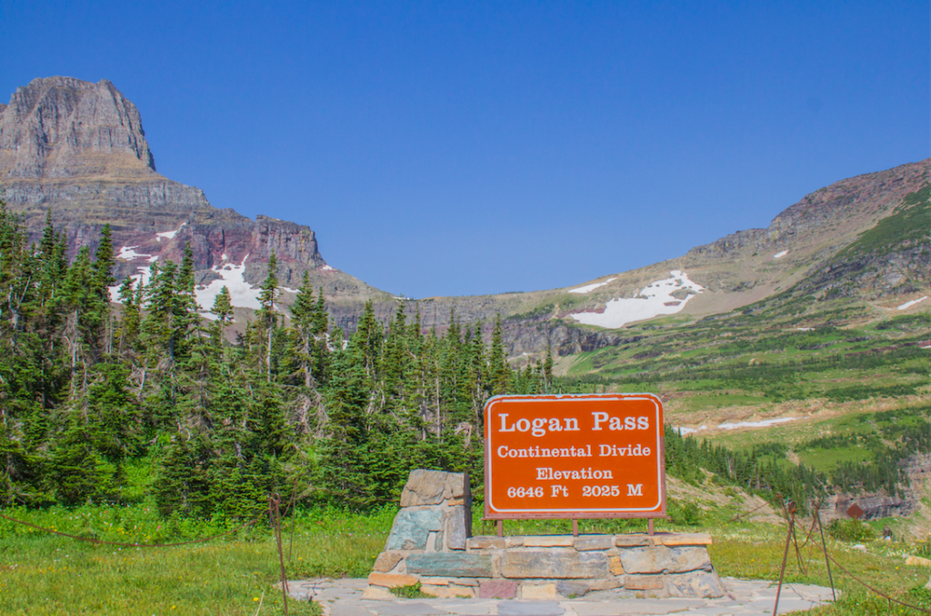 logan pass glacier national park